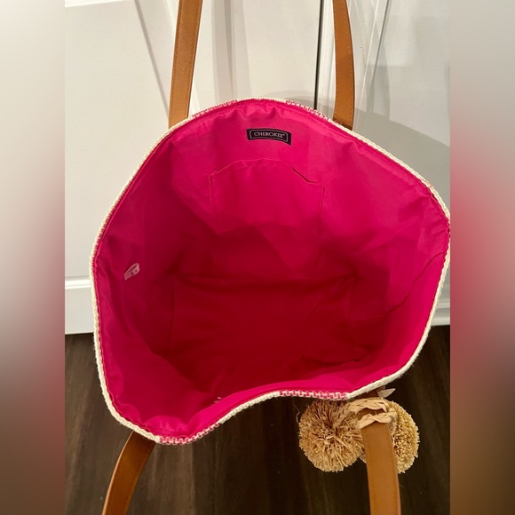 NWT embroidered beach bag. - Picture 3 of 4